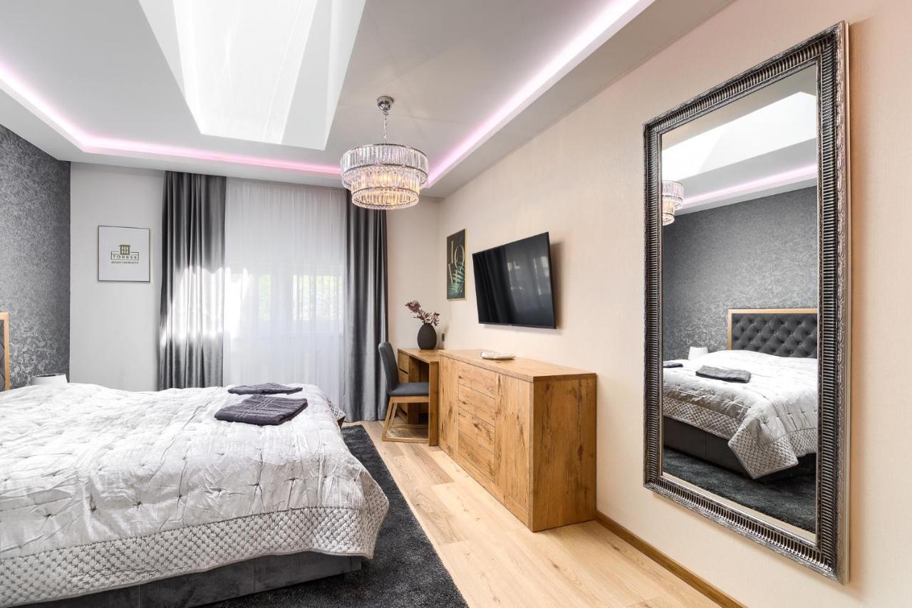 Toress Deptak Apartment *